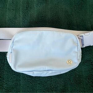 lululemon athletica light blue belt bag